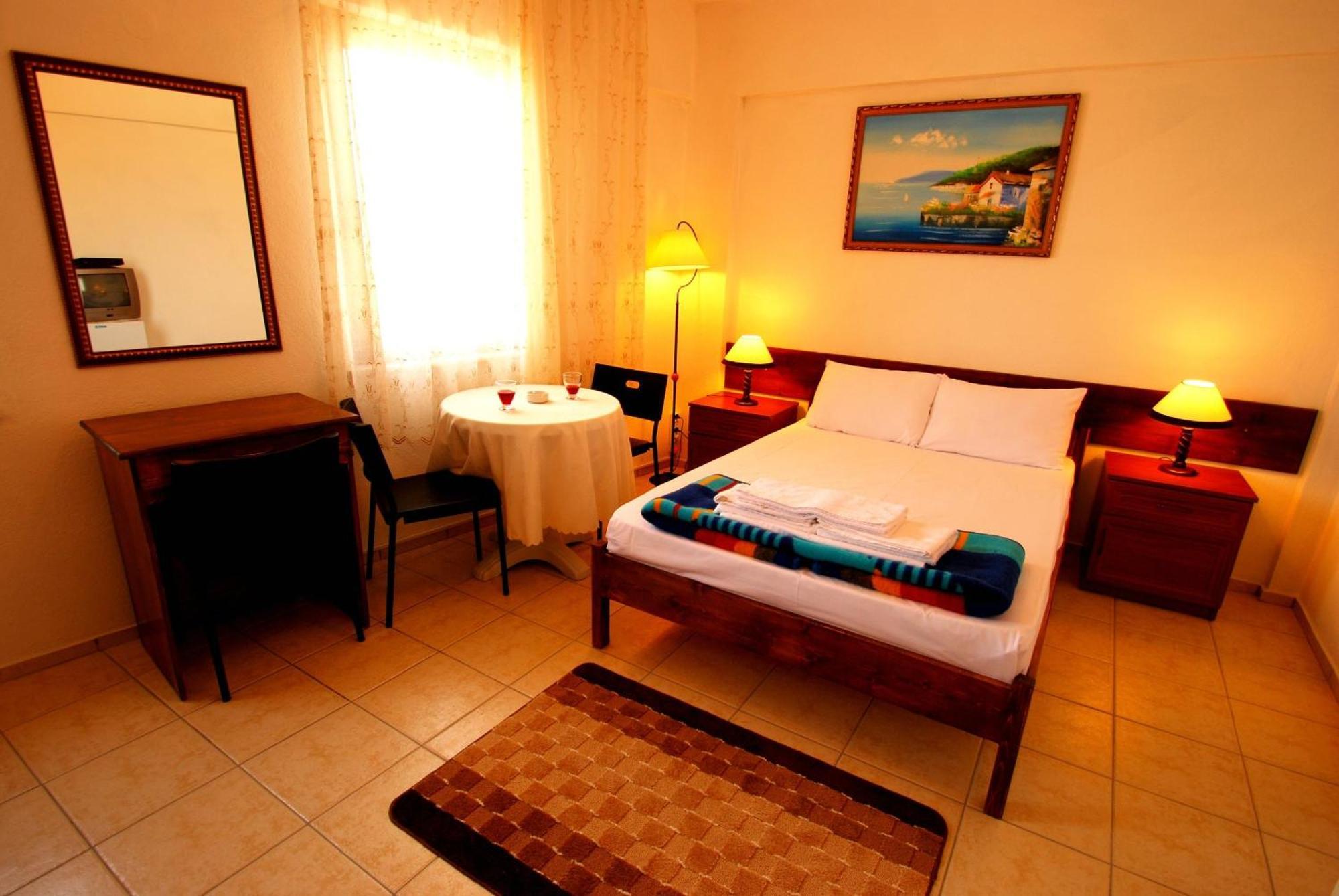 Adali Guest House Bozcaada Bagian luar foto