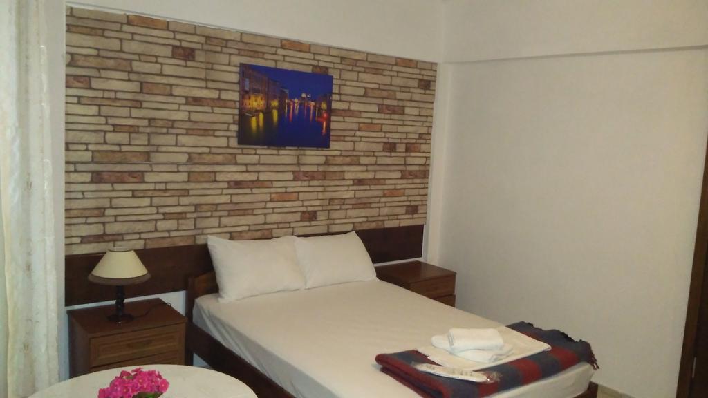 Adali Guest House Bozcaada Bagian luar foto