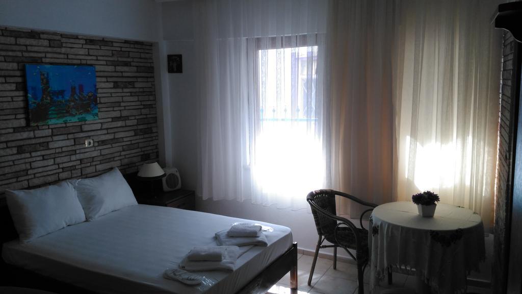 Adali Guest House Bozcaada Bagian luar foto